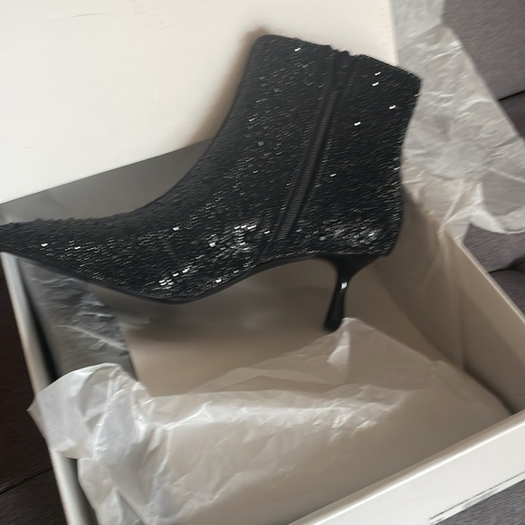NIB Abound Black Rhinestone Heeled Booties 8 - Picture 4 of 7
